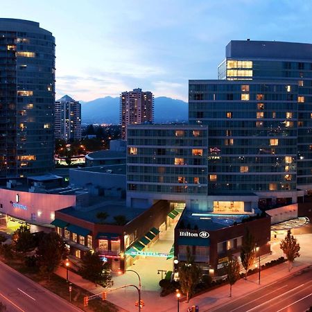 Hilton Vancouver Metrotown Бърнаби Екстериор снимка