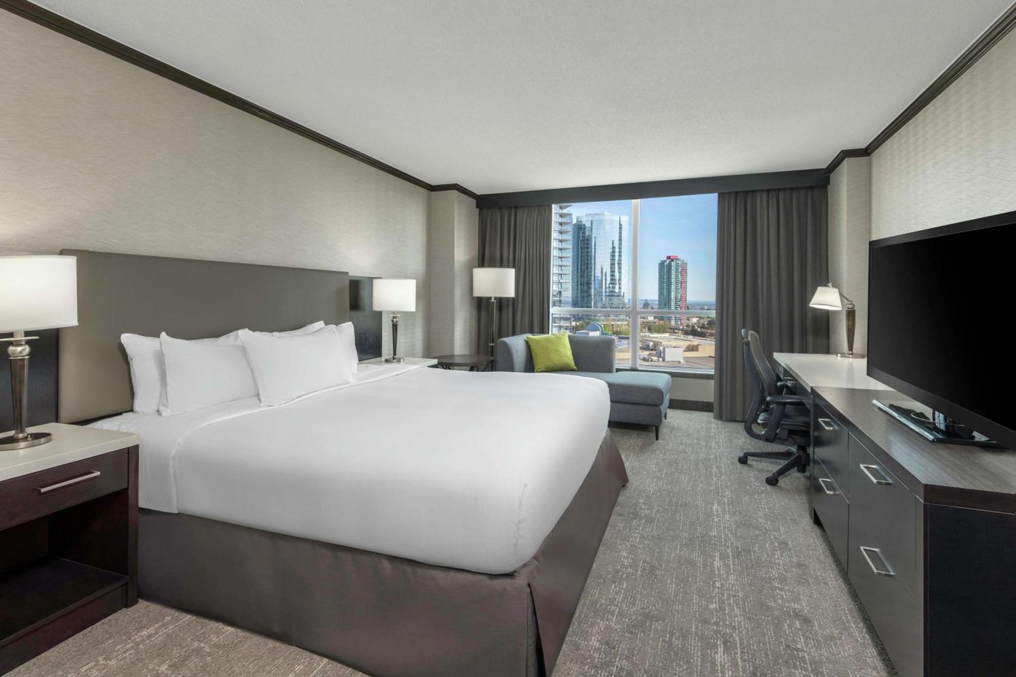 Hilton Vancouver Metrotown Бърнаби Екстериор снимка